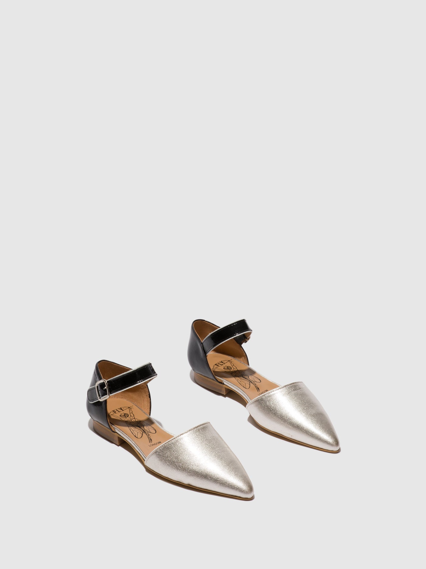Pointed Toe Shoes SARJ266FLY SILVER/BLACK/WHITE