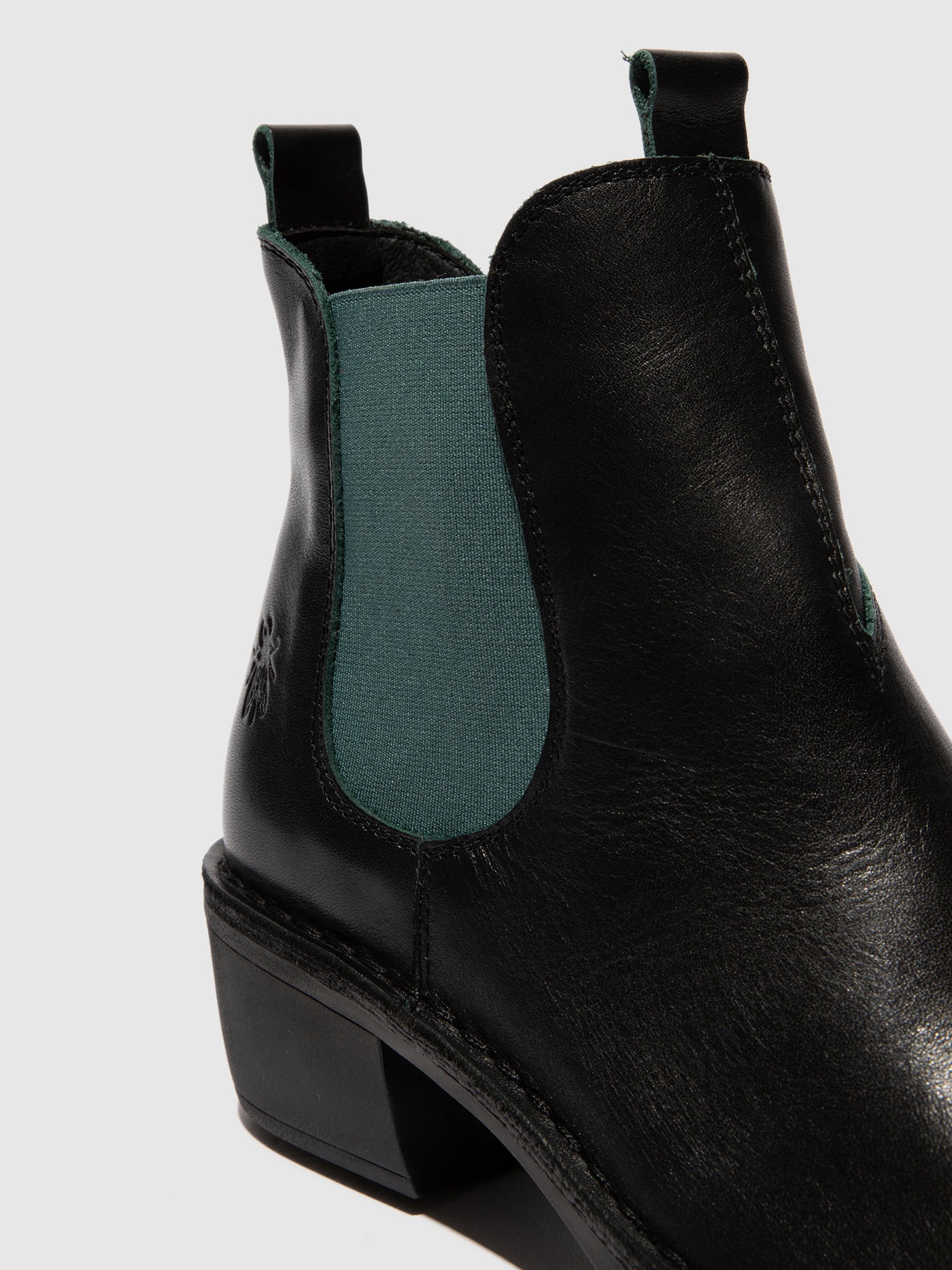 Chelsea Ankle Boots MEME030FLY GROUND/GREEN