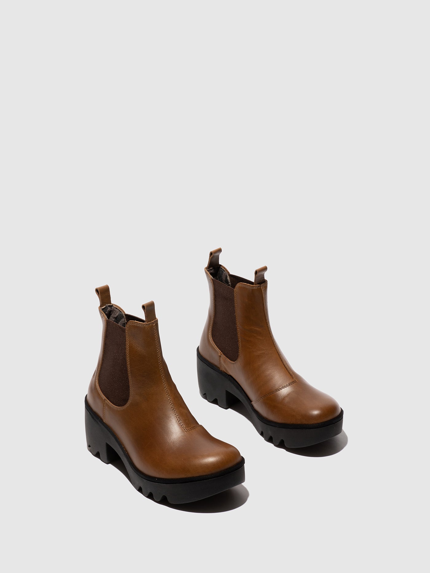 Chelsea Ankle Boots TRIG514FLY CAMEL