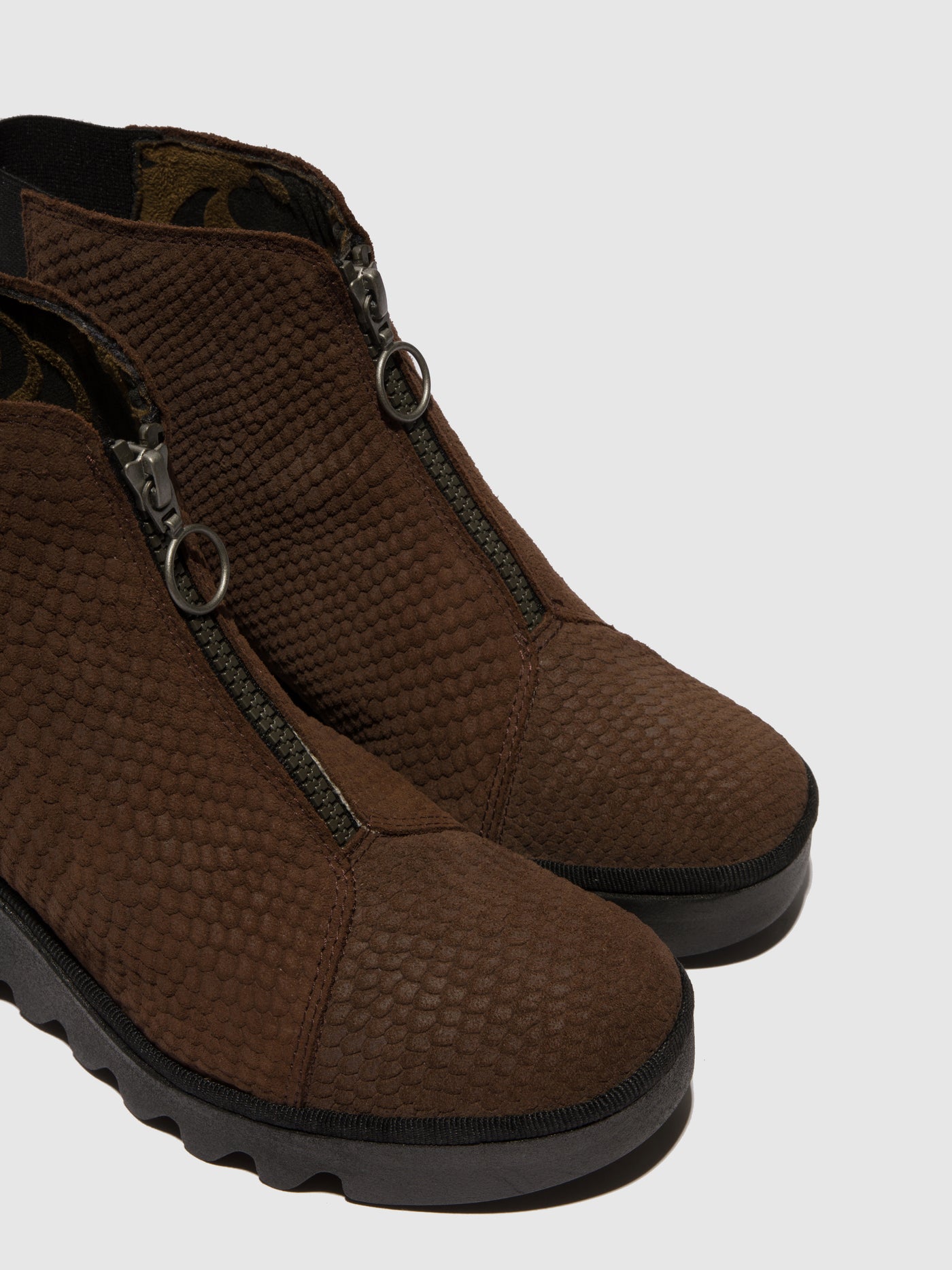 Zip Up Ankle Boots BAAZ537FLY BROWN