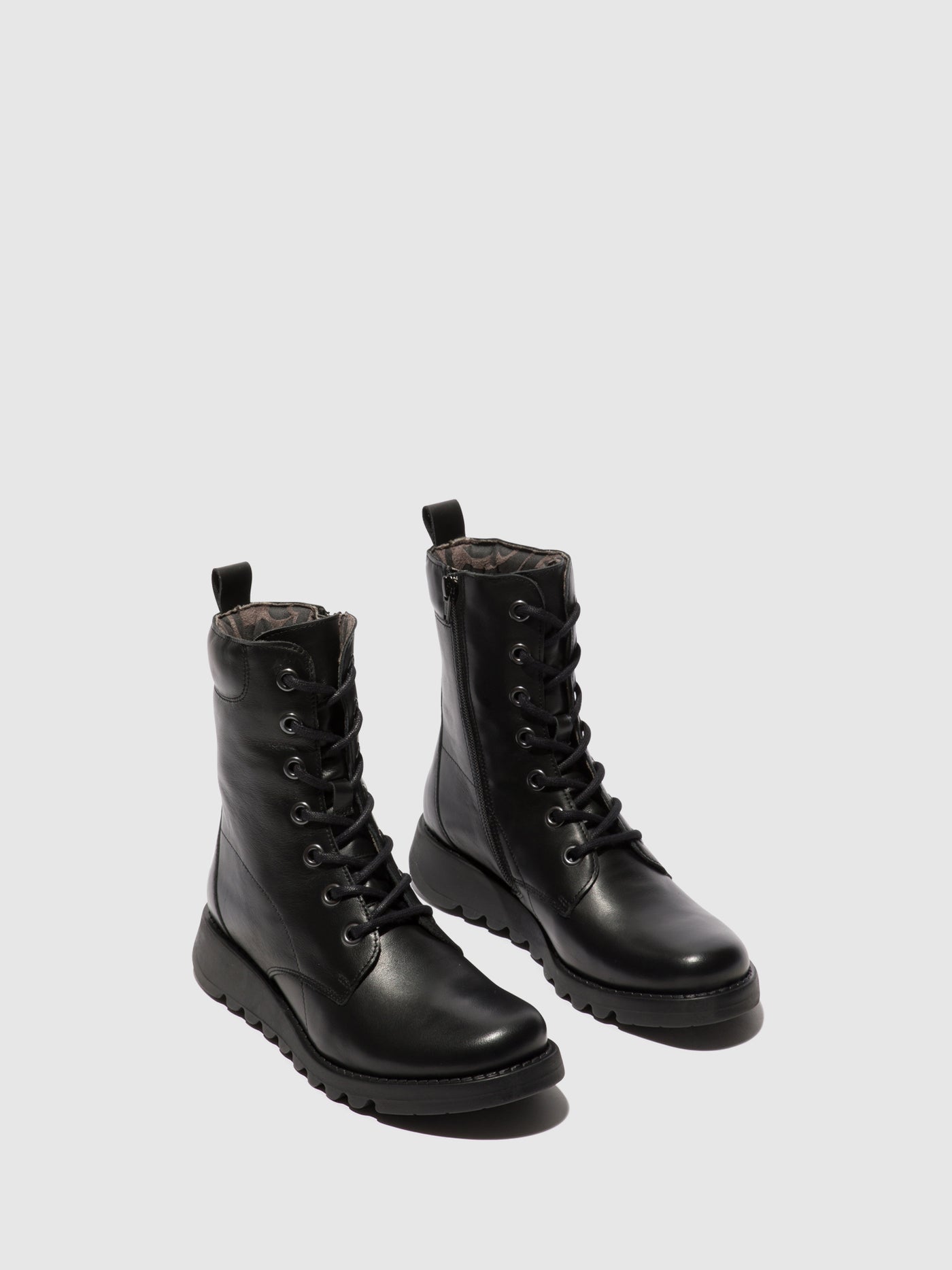 Lace-up Ankle Boots SILF015FLY BLACK