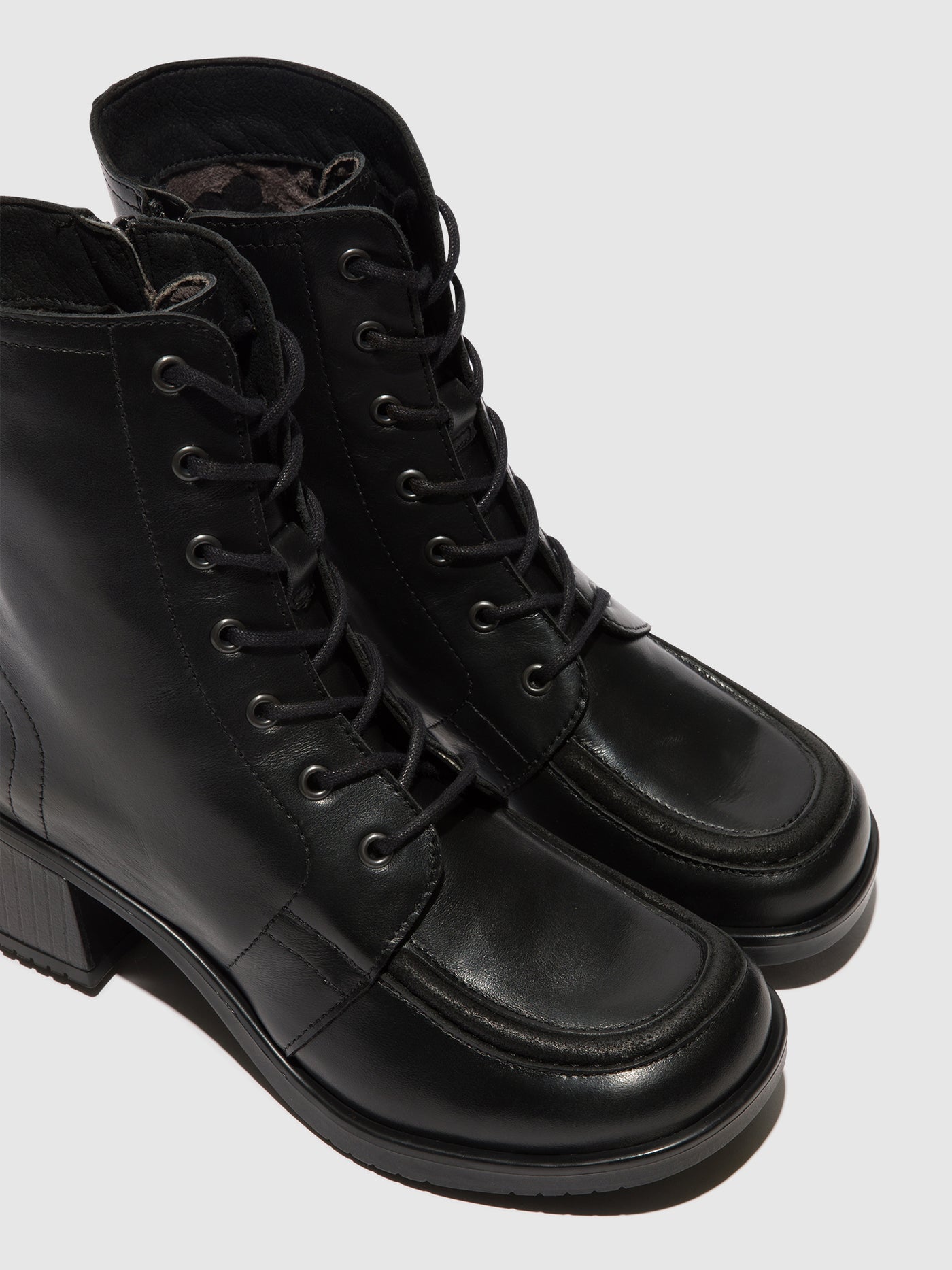 Lace-up Ankle Boots KASS017FLY BLACK