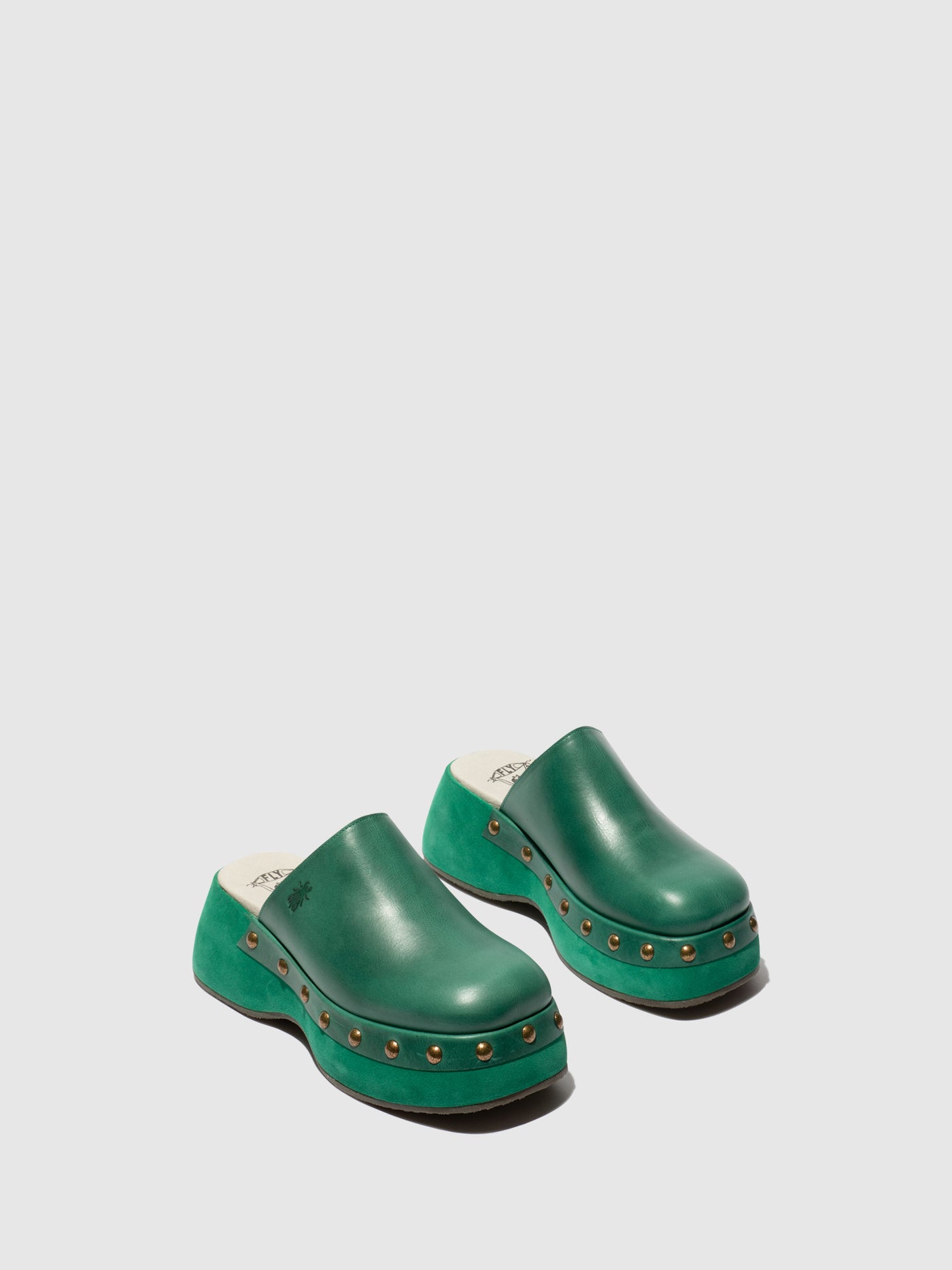 Round Toe Clogs BLEK079FLY GREEN/GREEN