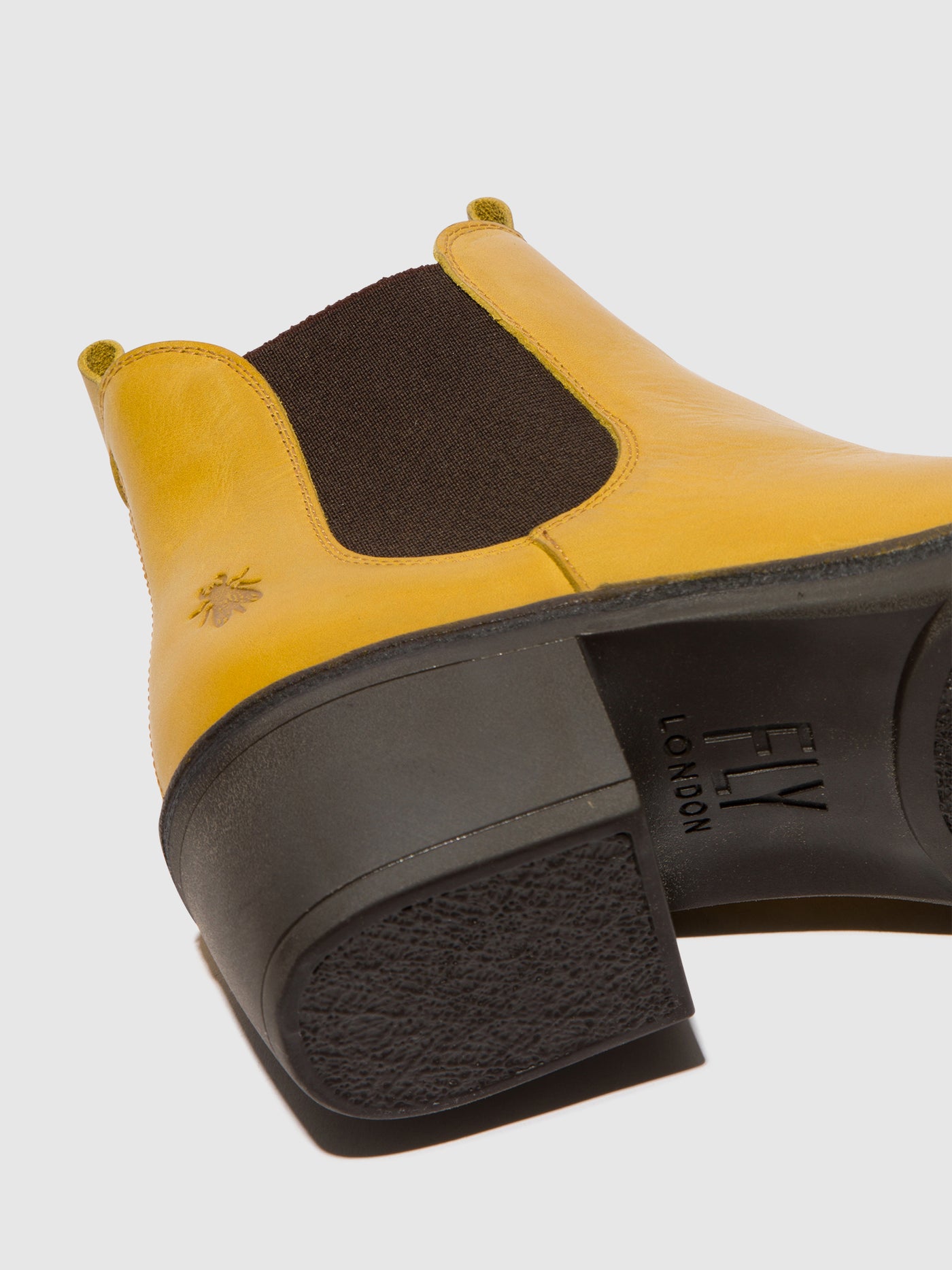 Yellow Chelsea Boots Senfgelb Chelsea Ankle Boots MEME030FLY