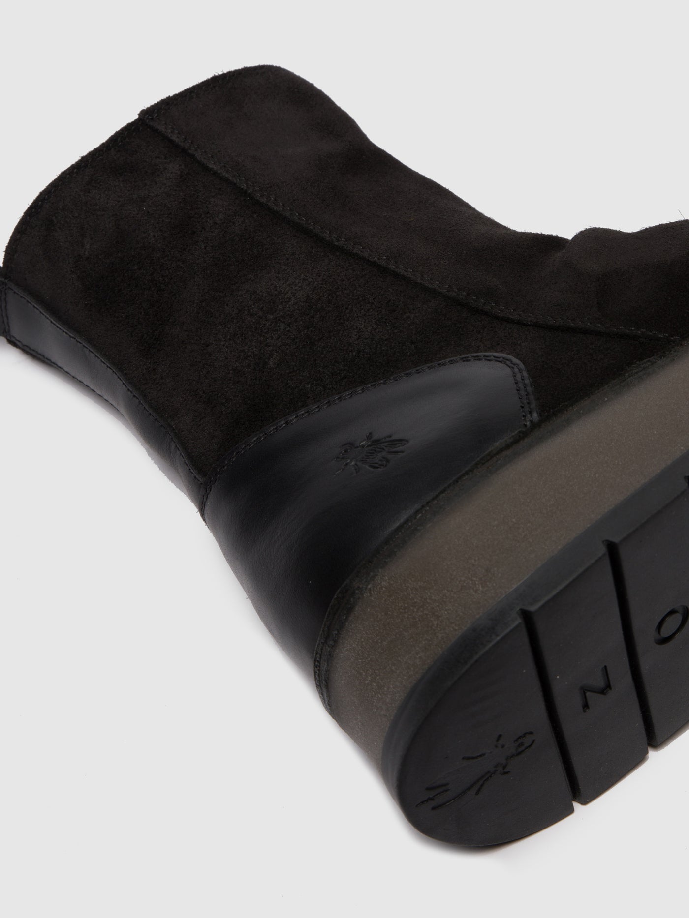 Zip Up Ankle Boots RENO053FLY OILSUEDE/RUG BLACK