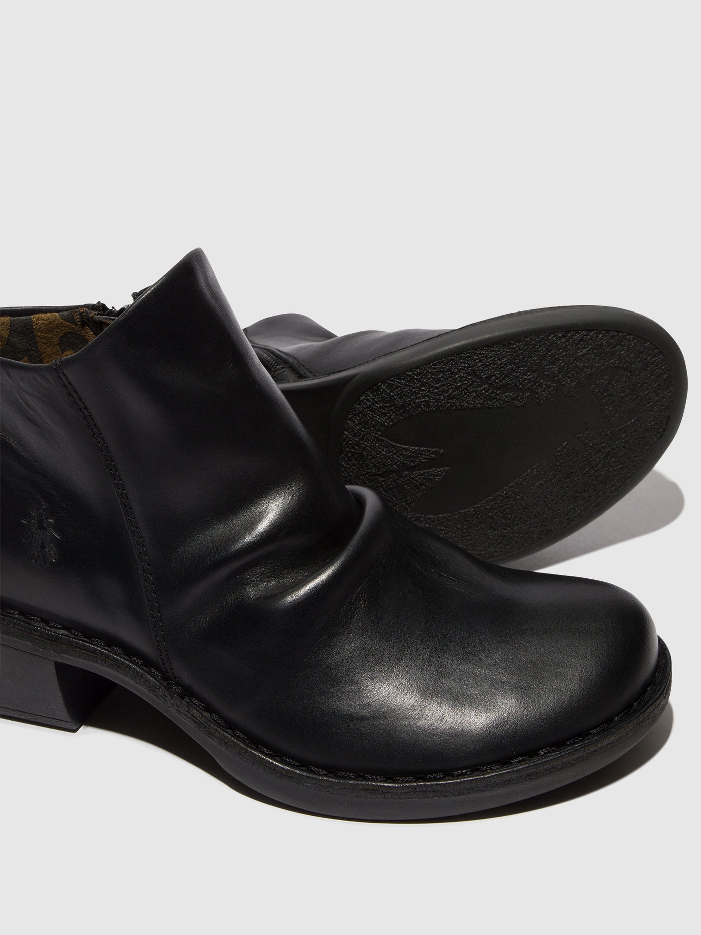 Zip Up Ankle Boots MERK093FLY BLACK