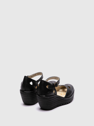 Wedge Sandals YUNA BLACK