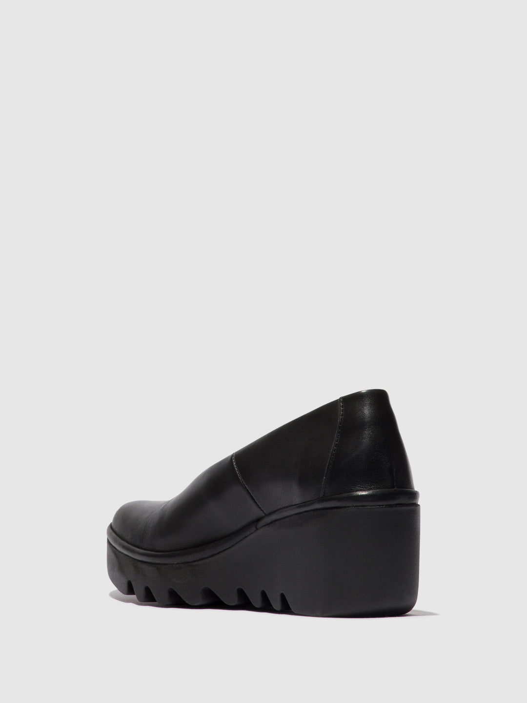 Slip-on Shoes BESO246FLY BLACK – Fly London EU