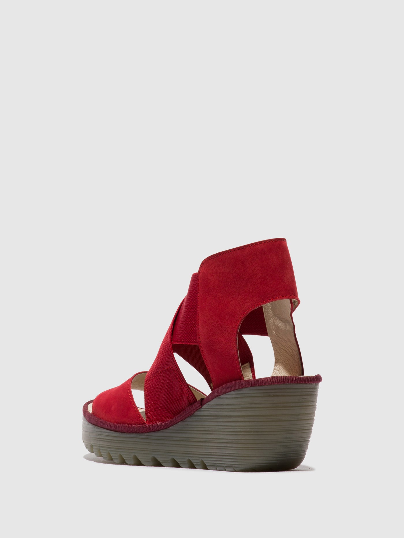 Crossover Sandals YUBA385FLY LIPSTICK RED