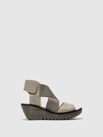 Crossover Sandals YUBA385FLY SILVER